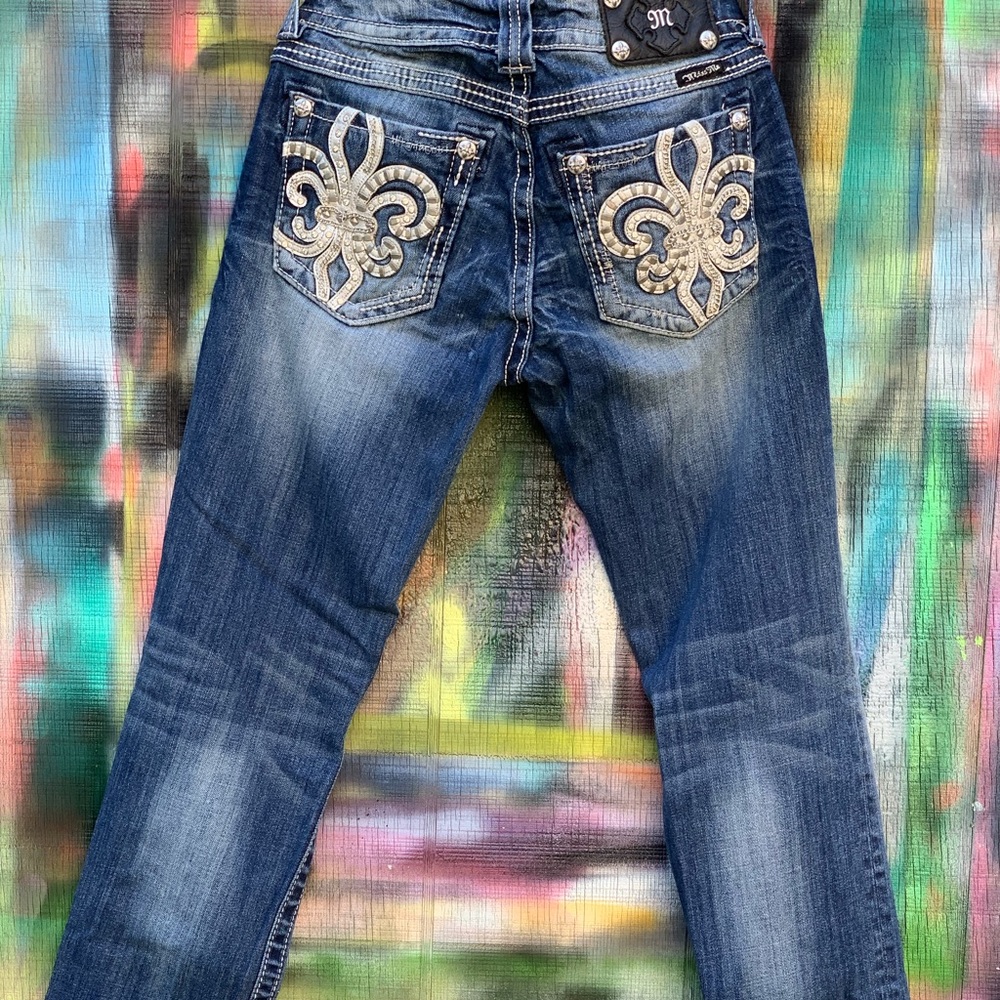 Size 28 Miss Me jeans